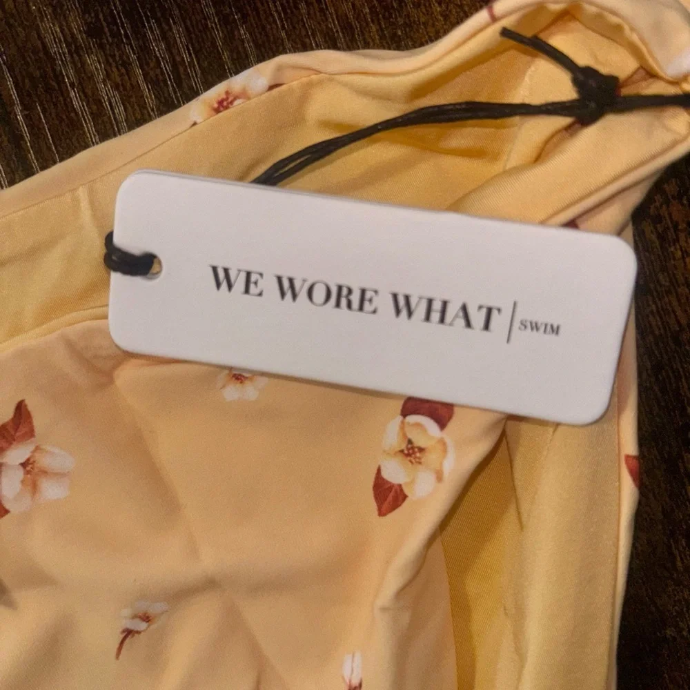 WeWoreWhat Golden impala “Amber” Bikini Bottom NWT (size XL)